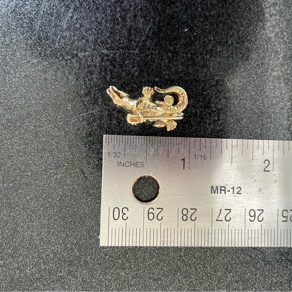 *SOLD* Rare Vintage Gold Vermeil Alligator Crocodile Lizard Reptile Brooch Pin - Picture 4 of 14